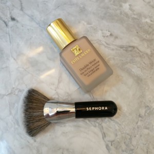 Estee Lauder Double Wear Foundation and brush