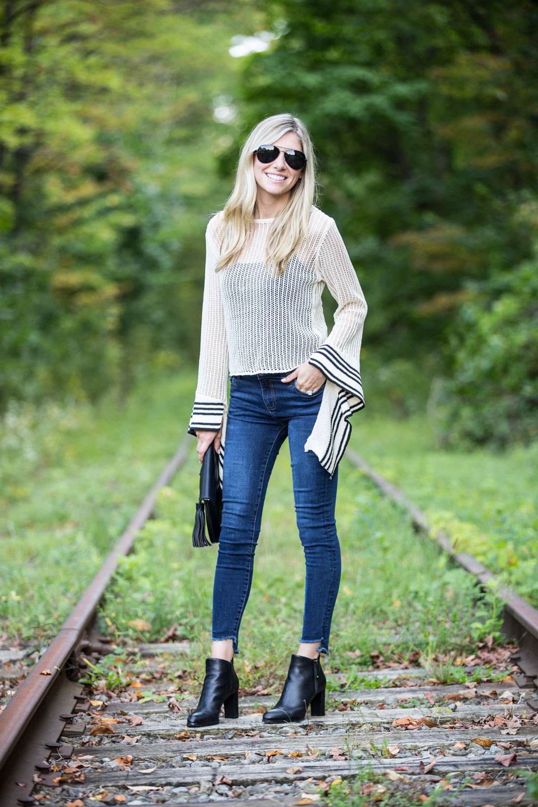 casual fall outfit perfect for the cool weather