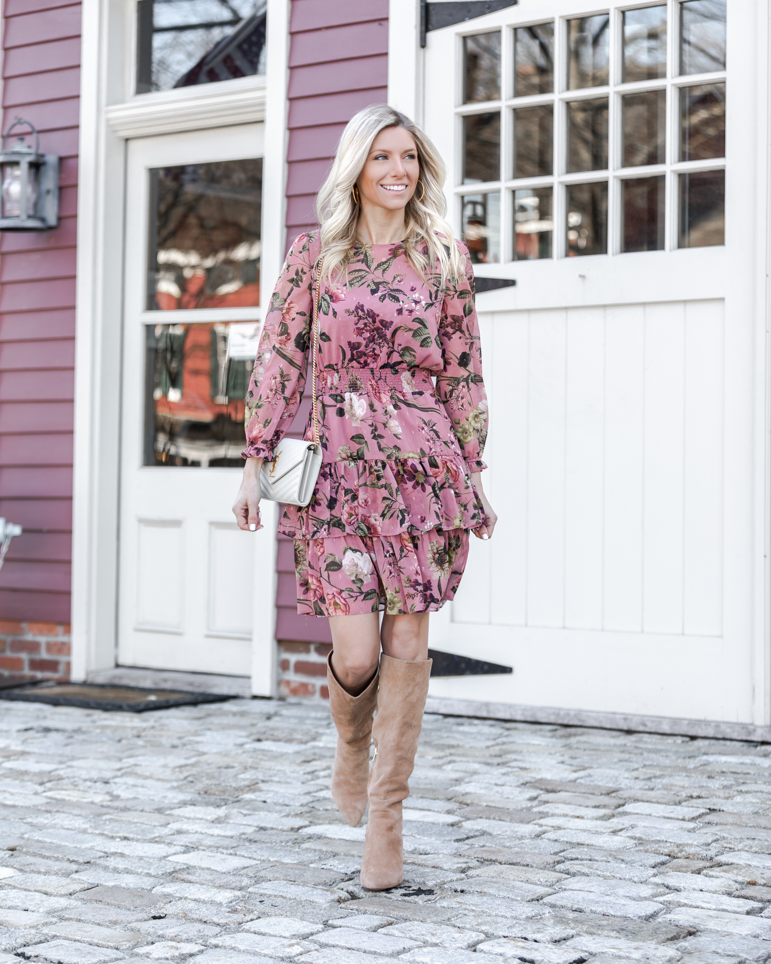 neutral-accessories-with-this-mauve-floral-dress-the-glamorous-gal