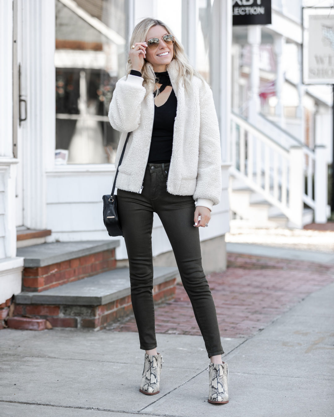 teddy-coat-and-driftwood-jeans-the-glamorous-gal