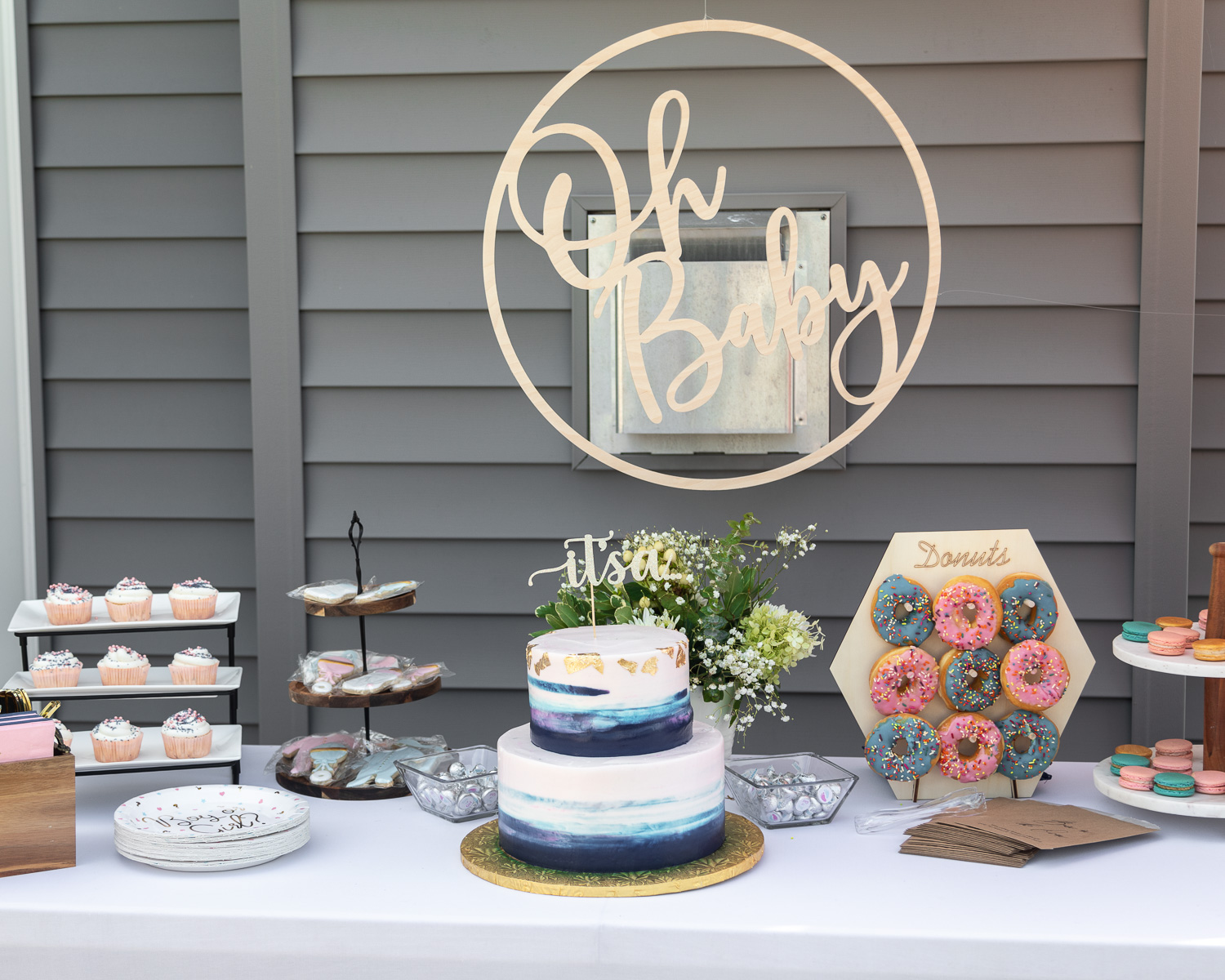 lawler-gender-reveal-party-oh-baby-the-glamorous-gal-blog